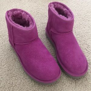 NWOB UGG Classic Mini Milky Way Boots Pink…